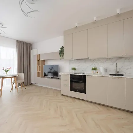 Functional Close To The Metro In By Renters
